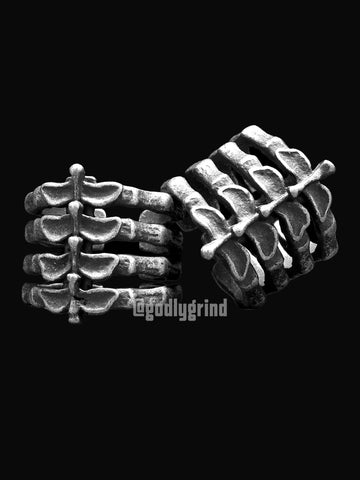 Spine Skull Ring