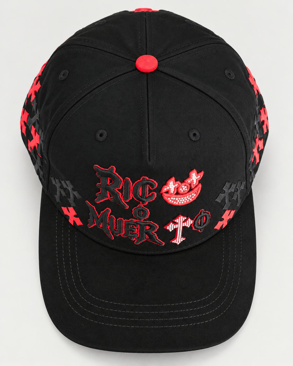 Red Crosses Black Cap - 4